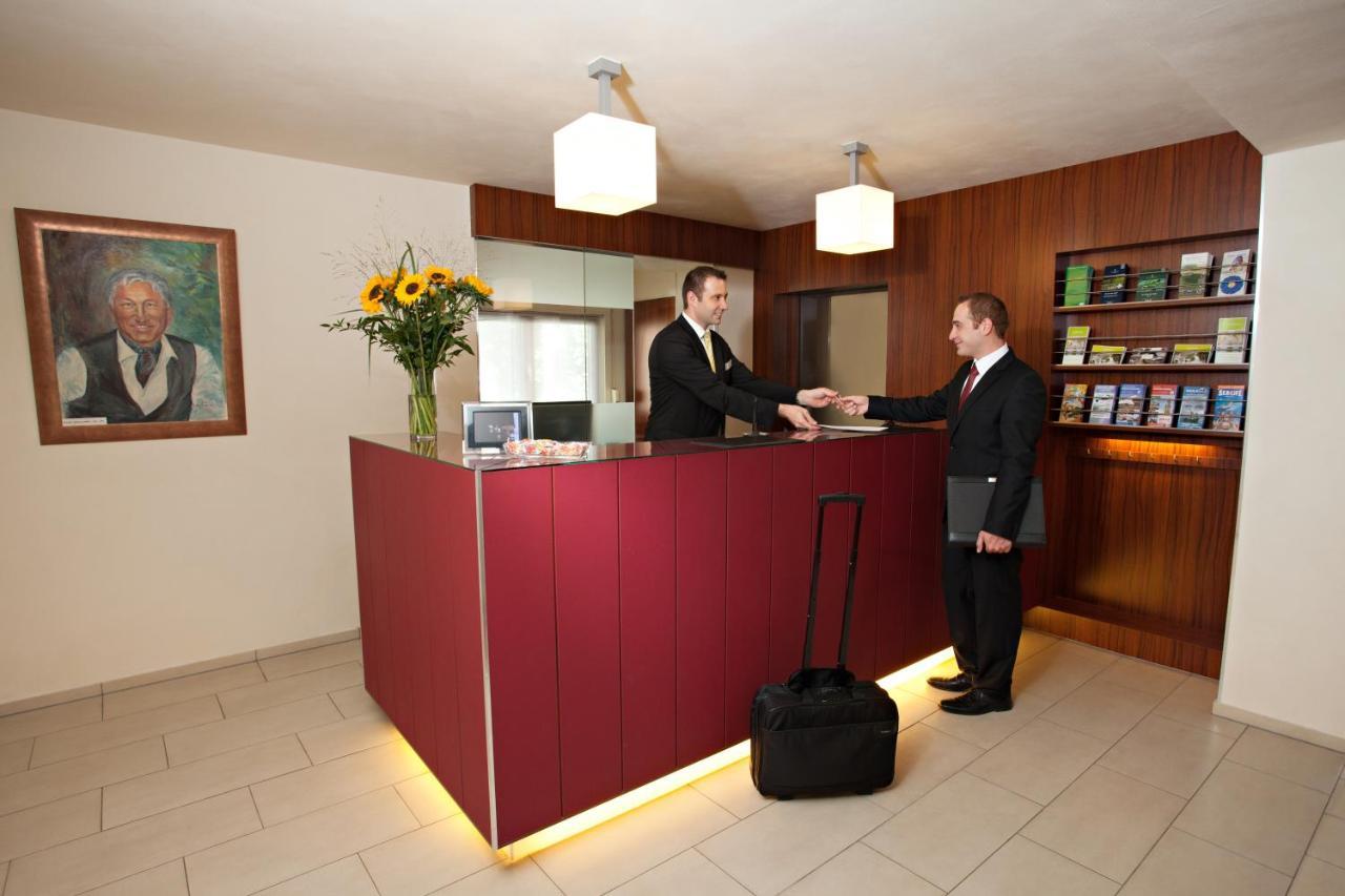 Hotel Vorfelder Валдорф Екстериор снимка